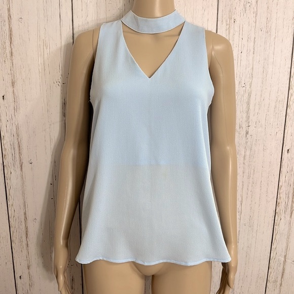 Morgan Claire Sleeveless Top V Neck Choker collar Baby Blue Size Small - Picture 1 of 7